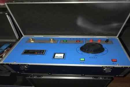 2000A大電流發生器